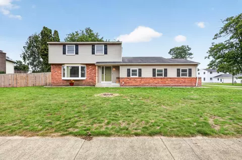 2089 Southwood, Norton Shores, MI 49441