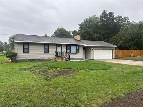 4340 S Quarterline, Muskegon, MI 49444