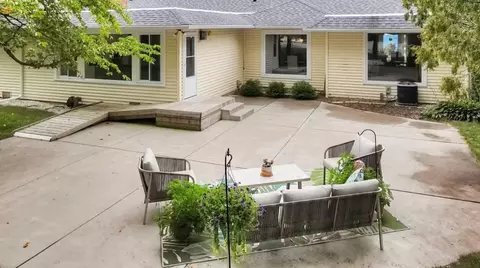 Exterior - 343 E Maple, Fremont, MI 49412 photo 2 of 3