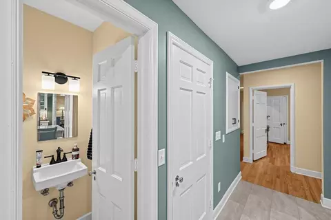 Entry Way - 343 E Maple, Fremont, MI 49412 photo 4 of 4