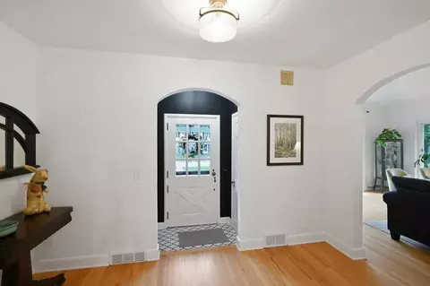 Entry Way - 343 E Maple, Fremont, MI 49412 photo 1 of 4
