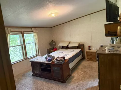 Bedroom - 8738 Edgar, Lakeview, MI 48850 photo 1 of 2