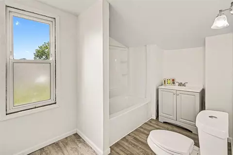 Bath - 200 E Porter, Jackson, MI 49202 photo 1 of 1