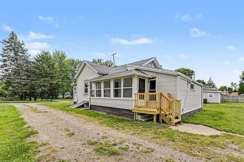Exterior - 200 E Porter, Jackson, MI 49202 photo 6 of 7
