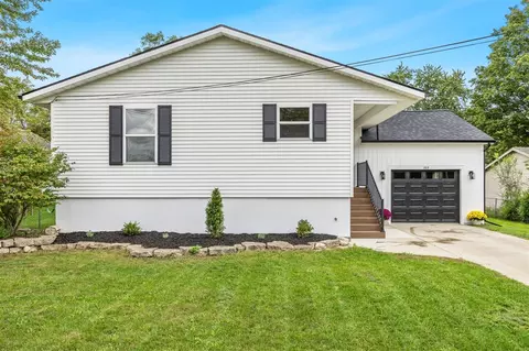 805 N Walnut, Greenville, MI 48838