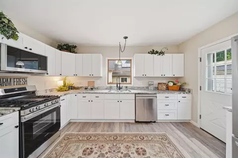 Kitchen - 1512 Joy, Jackson, MI 49203 photo 2 of 3