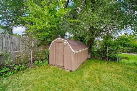 Exterior - 1512 Joy, Jackson, MI 49203 photo 11 of 13