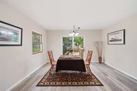 Dining - 1512 Joy, Jackson, MI 49203 photo 1 of 2