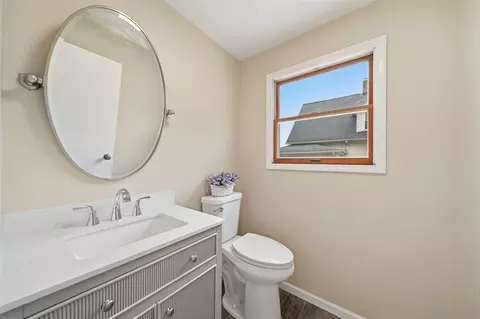 Bath - 1512 Joy, Jackson, MI 49203 photo 1 of 3