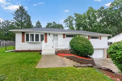 Exterior - 2921 Overhill, Jackson, MI 49203 photo 2 of 14
