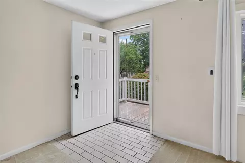 Entry Way - 2921 Overhill, Jackson, MI 49203 photo 1 of 1