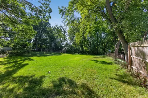 Exterior - 2921 Overhill, Jackson, MI 49203 photo 13 of 14