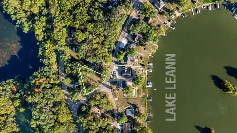 View/Area - 11912 N Waldron, Jerome, MI 49249 photo 2 of 12