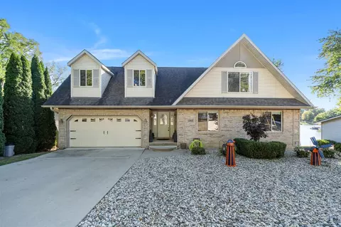 Exterior - 11912 N Waldron, Jerome, MI 49249 photo 3 of 16