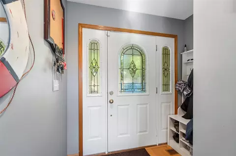 Entry Way - 11912 N Waldron, Jerome, MI 49249 photo 1 of 5