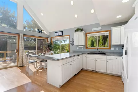 Kitchen - 11912 N Waldron, Jerome, MI 49249 photo 3 of 4