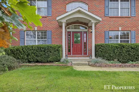 8954 Lady Lauren, Rockford, MI 49341