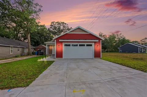 1003 Ducey, Muskegon, MI 49442