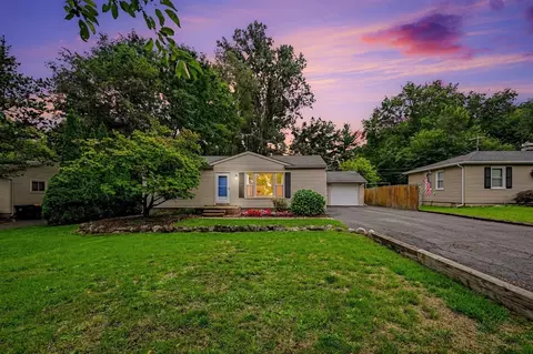 34895 Bridgeman, Farmington Hills, MI 48335