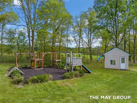 Exterior - 6990-6992 2 Mile, Ada, MI 49301 photo 6 of 7