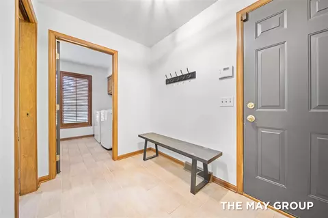 Entry Way - 6990-6992 2 Mile, Ada, MI 49301 photo 6 of 6
