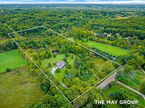 View/Area - 6990-6992 2 Mile, Ada, MI 49301 photo 3 of 11
