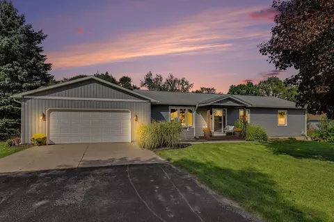 5015 Dio, Cedar Springs, MI 49319