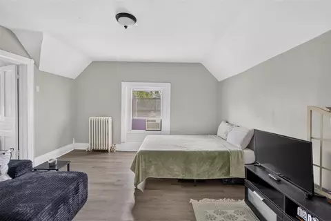 Bedroom - 551 Cooper, Jackson, MI 49201 photo 5 of 9