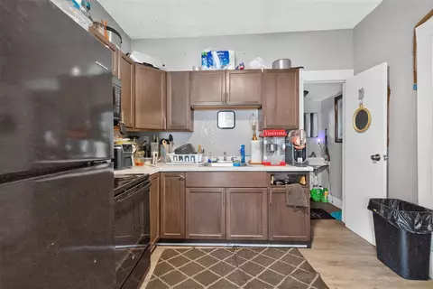 Kitchen - 551 Cooper, Jackson, MI 49201 photo 1 of 11