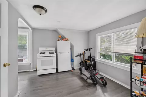 Kitchen - 551 Cooper, Jackson, MI 49201 photo 11 of 11