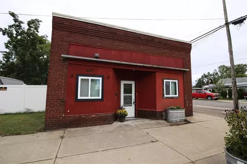200 S Kalamazoo, White Pigeon, MI 49099