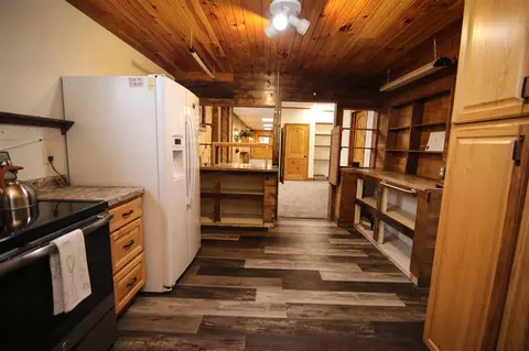 200 S Kalamazoo, White Pigeon, MI 49099