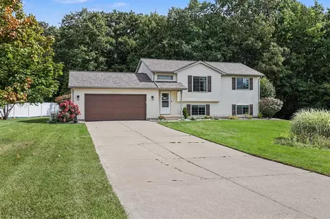 7423 High Timber, Greenville, MI 48838