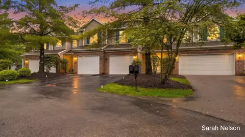 5933 E Lyn Hvn, Kentwood, MI 49512