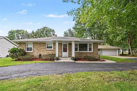 4690 Burlingame, Wyoming, MI 49509