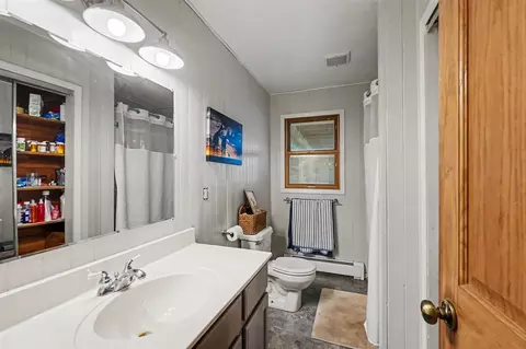 Bath - 10457 S Gordon, Grant, MI 49327 photo 4 of 4