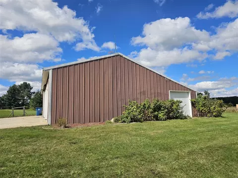 Exterior - 10457 S Gordon, Grant, MI 49327 photo 3 of 6