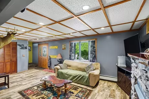Living - 10457 S Gordon, Grant, MI 49327 photo 4 of 4