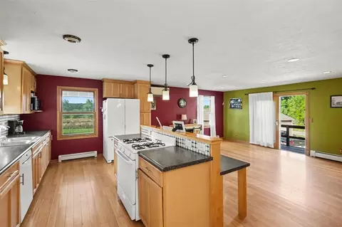Kitchen - 10457 S Gordon, Grant, MI 49327 photo 2 of 4
