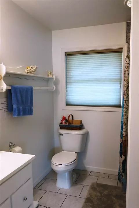 Bath - 5309 Lake, Reading, MI 49274 photo 2 of 8