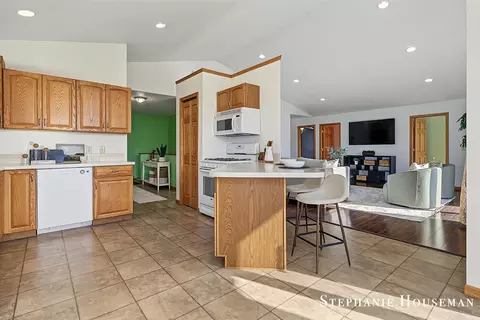 Kitchen - 5169 Snow, Ada, MI 49301 photo 2 of 4