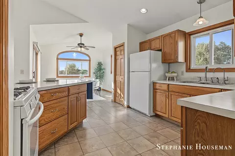Kitchen - 5169 Snow, Ada, MI 49301 photo 3 of 4