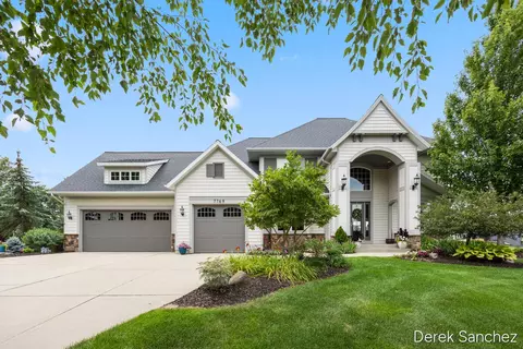 7769 SE Harmony Cv, Byron Center, MI 49315
