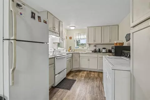 Kitchen - 12151 M 216, Marcellus, MI 49067 photo 1 of 1