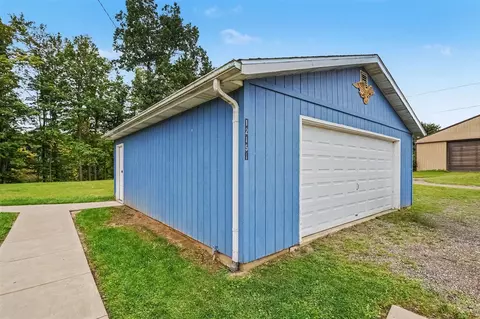 Exterior - 12151 M 216, Marcellus, MI 49067 photo 4 of 6