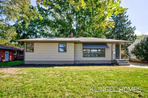 902 S Despelder, Grand Haven, MI 49417