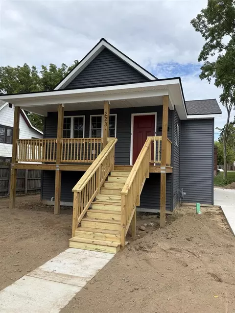 223 Barnett, Grand Rapids, MI 49503