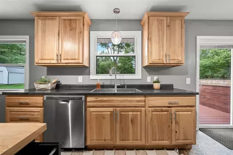 Kitchen - 3206 Samson, Buchanan, MI 49107 photo 4 of 5