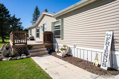 Exterior - 8024 Scott, Saranac, MI 48881 photo 1 of 6