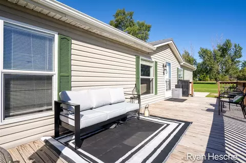 Exterior - 8024 Scott, Saranac, MI 48881 photo 3 of 6
